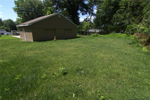 304 Getchell Avenue, Woonsocket, RI 02895