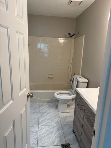1307 Greenbrook Lane, Hixson, TN 37343