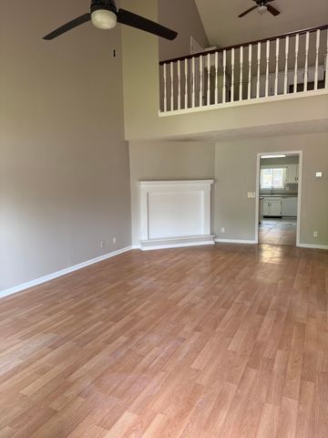 1307 Greenbrook Lane, Hixson, TN 37343