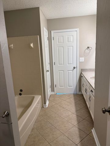 1307 Greenbrook Lane, Hixson, TN 37343