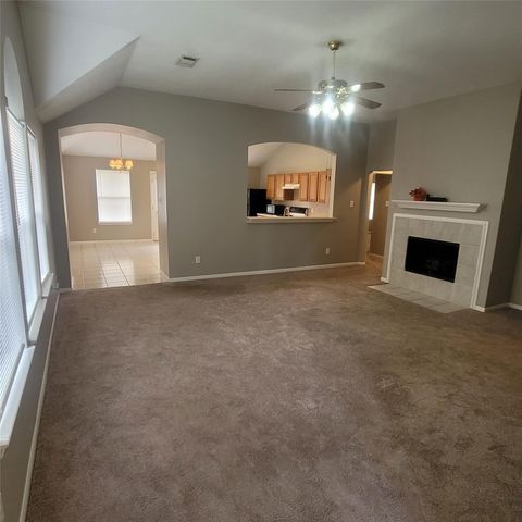 1411 Hunter Ridge Court, Fresno, TX 77545