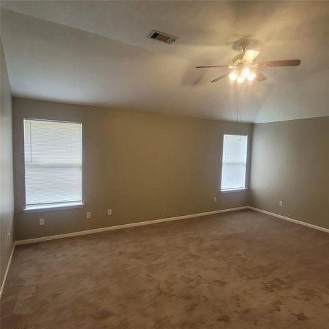 1411 Hunter Ridge Court, Fresno, TX 77545