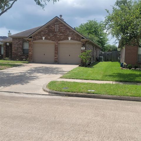 1411 Hunter Ridge Court, Fresno, TX 77545