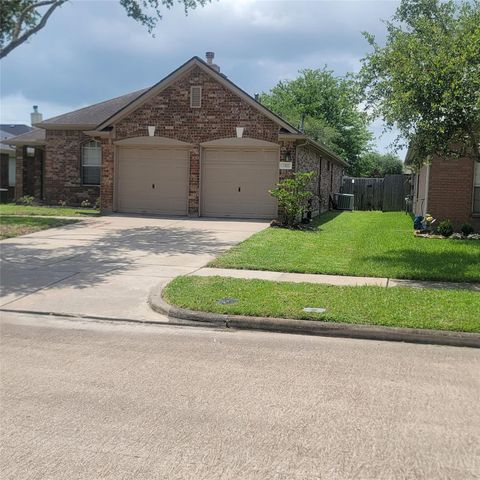 1411 Hunter Ridge Court, Fresno, TX 77545