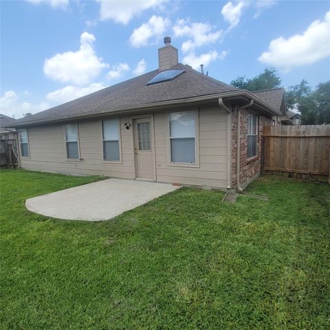 1411 Hunter Ridge Court, Fresno, TX 77545