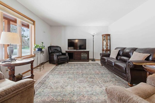 152 Pineview Drive, Brainerd, MN 56401