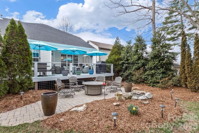 107 Mountain Drive, Biltmore Lake, NC 28715