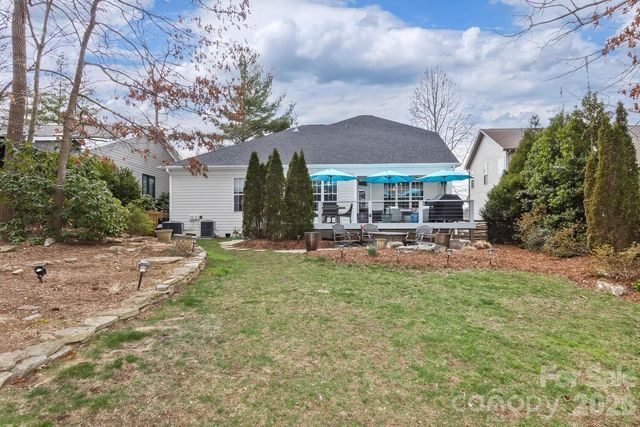 107 Mountain Drive, Biltmore Lake, NC 28715