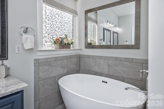 107 Mountain Drive, Biltmore Lake, NC 28715