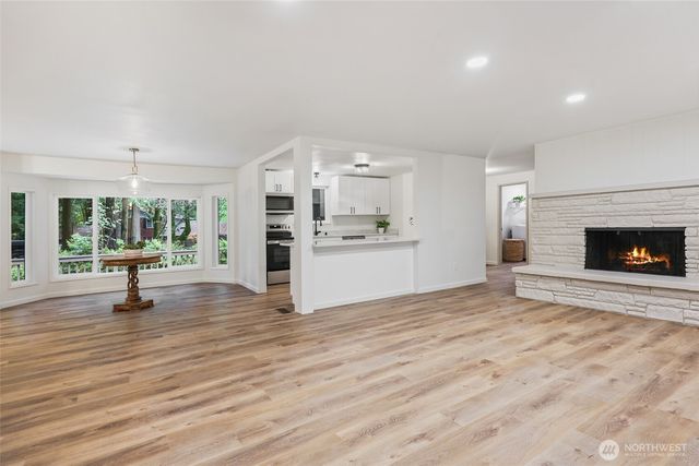 4211 Green Cove Street NW, Olympia, WA 98502