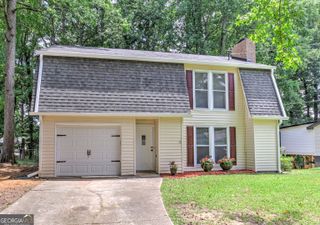 2408 RED FOX Run NW, Acworth, GA 30101