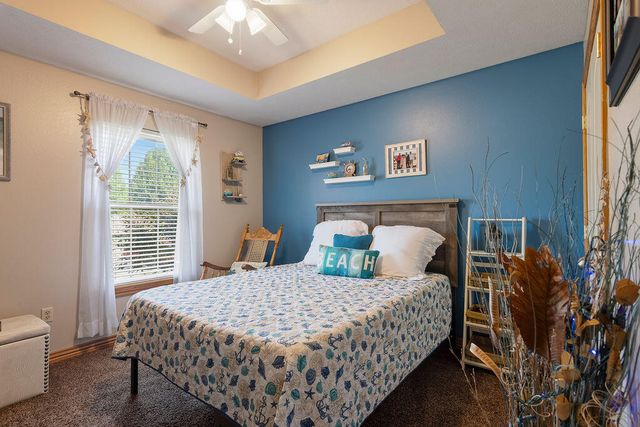3186 N Nixon Avenue, Springfield, MO 65803