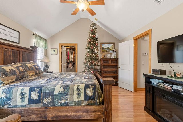 3186 N Nixon Avenue, Springfield, MO 65803