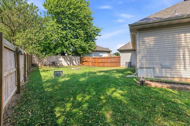 3186 N Nixon Avenue, Springfield, MO 65803