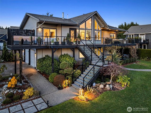 1229 Queets Drive, Fox Island, WA 98333