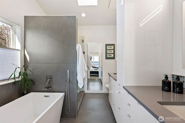 1229 Queets Drive, Fox Island, WA 98333