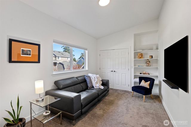 1229 Queets Drive, Fox Island, WA 98333