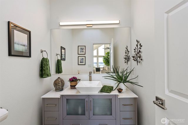 1229 Queets Drive, Fox Island, WA 98333