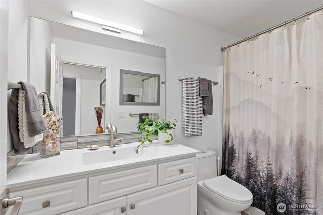 1229 Queets Drive, Fox Island, WA 98333