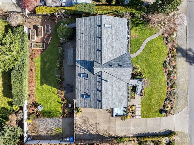 1229 Queets Drive, Fox Island, WA 98333