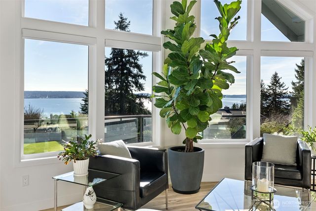 1229 Queets Drive, Fox Island, WA 98333