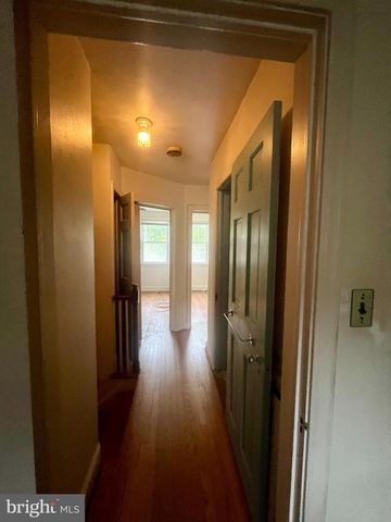 28 HAWAII AVE NE, Washington, DC 20011