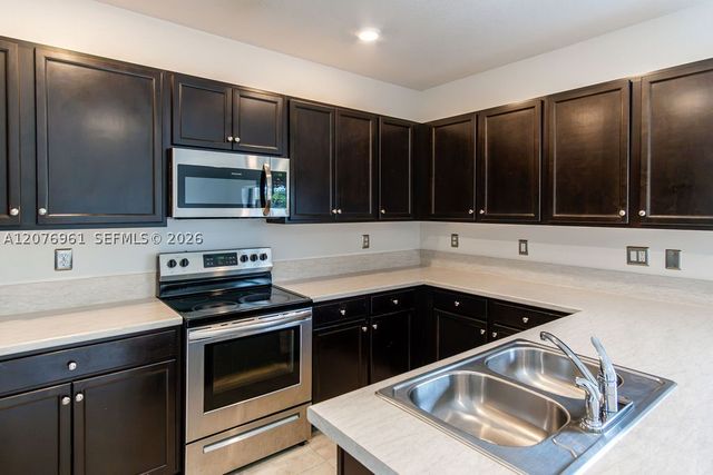 11387 SW 248th Ter, Homestead, FL 33032