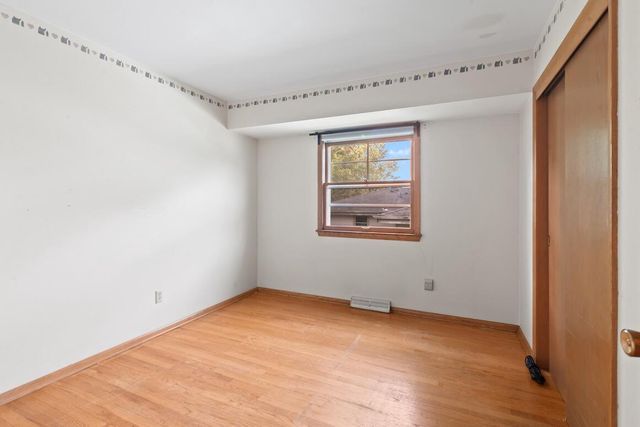 1927 Michigan AVENUE, Waukesha, WI 53188