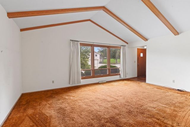 1927 Michigan AVENUE, Waukesha, WI 53188