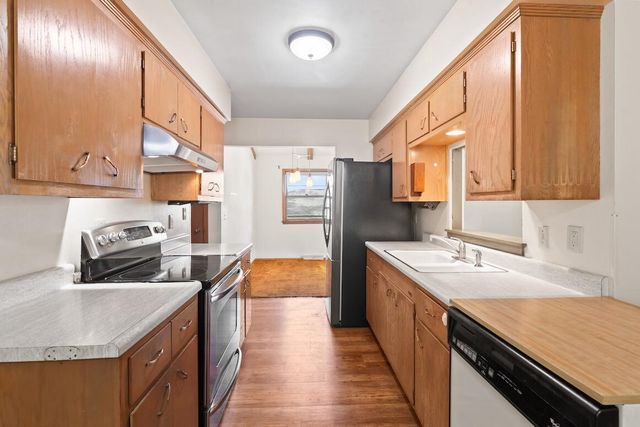 1927 Michigan AVENUE, Waukesha, WI 53188