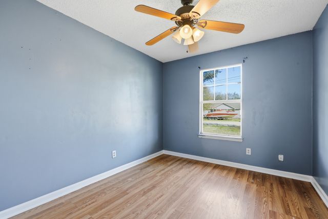 103 Ruth Ln, La Vergne, TN 37086