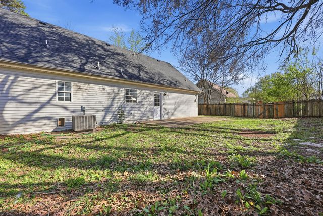 103 Ruth Ln, La Vergne, TN 37086