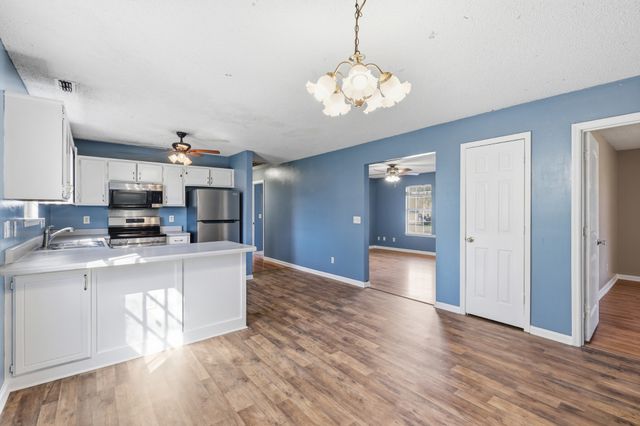 103 Ruth Ln, La Vergne, TN 37086