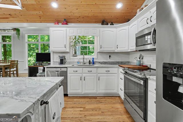 301 Cross Creek Trail, Demorest, GA 30535