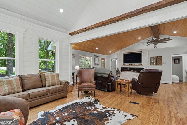 301 Cross Creek Trail, Demorest, GA 30535