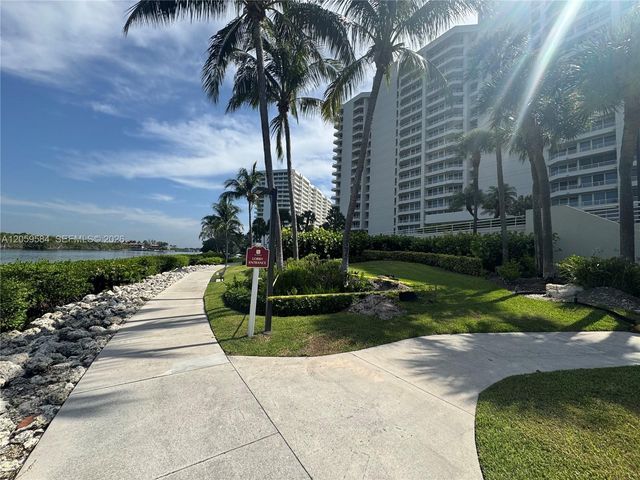 4201 N Ocean Blvd 1202, Boca Raton, FL 33431