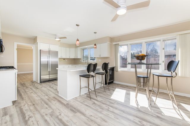 1019 Sable, Addison, IL 60101