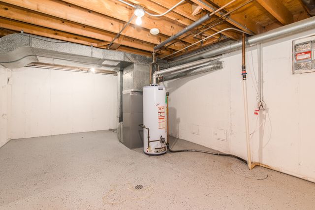 1019 Sable, Addison, IL 60101