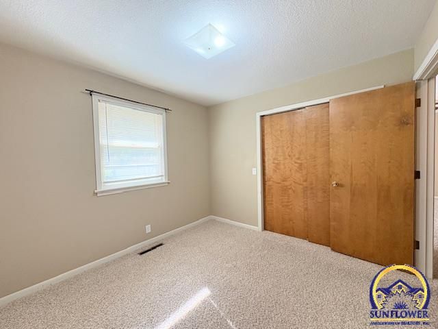 2314 Delane Dr, Emporia, KS 66801