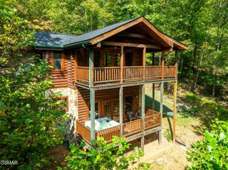 4062 Chamberlain Lane, Sevierville, TN 37862