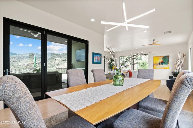 3898 N Camino Ojo De Agua, Tucson, AZ 85749