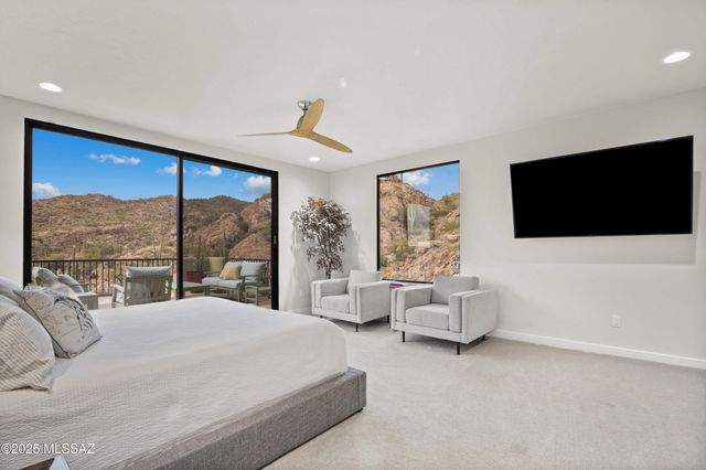 3898 N Camino Ojo De Agua, Tucson, AZ 85749