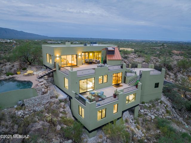 3898 N Camino Ojo De Agua, Tucson, AZ 85749