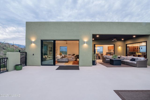 3898 N Camino Ojo De Agua, Tucson, AZ 85749