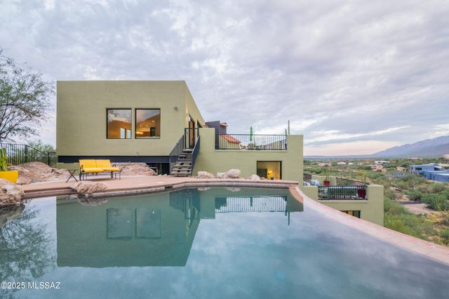 3898 N Camino Ojo De Agua, Tucson, AZ 85749
