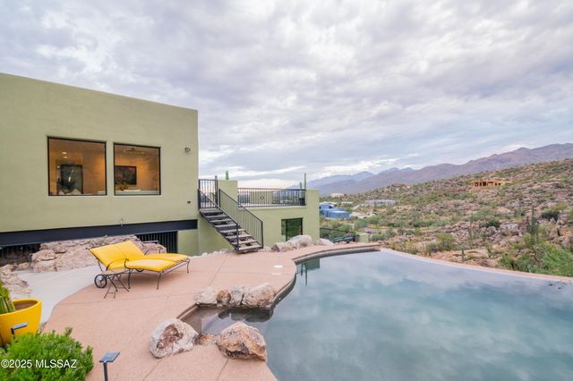 3898 N Camino Ojo De Agua, Tucson, AZ 85749