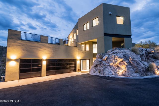 3898 N Camino Ojo De Agua, Tucson, AZ 85749