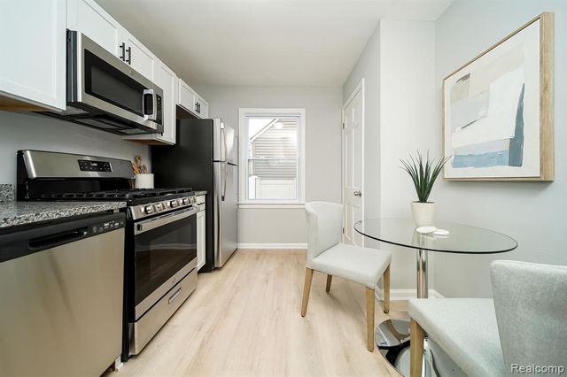 4643 S Hubbard Street, Wayne, MI 48184