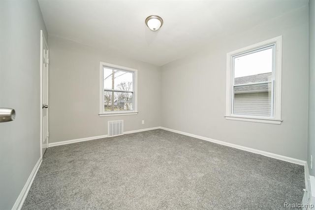 4643 S Hubbard Street, Wayne, MI 48184