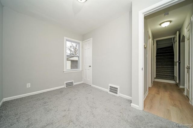 4643 S Hubbard Street, Wayne, MI 48184